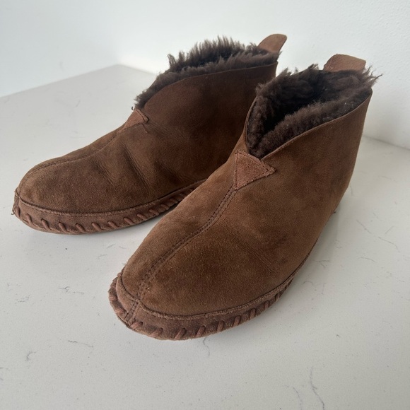 L.L. BEAN Brown Wicked Good Suede Shearling Slipper Tan Moccasin Mens Size 9 - Picture 2 of 6